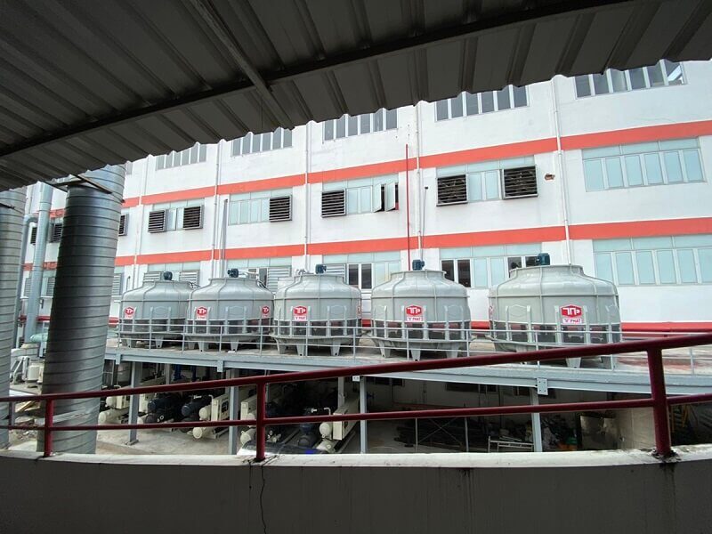 Bạn nên chọn hộp số hay dây đai cho tháp giải nhiệt của mình?